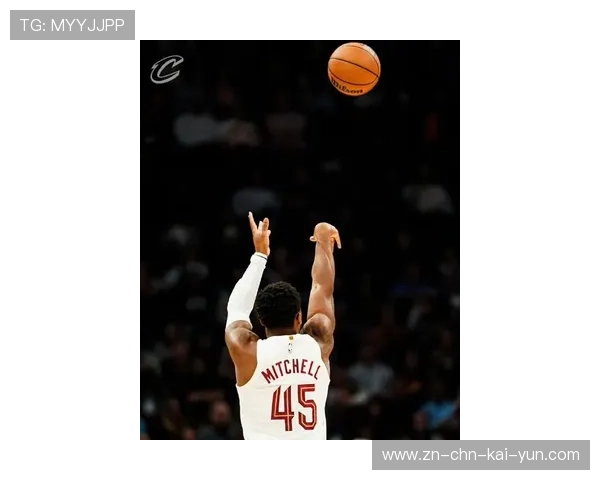 米切尔背后运球瞬间拉开空间得手，骑士继续扩大优势