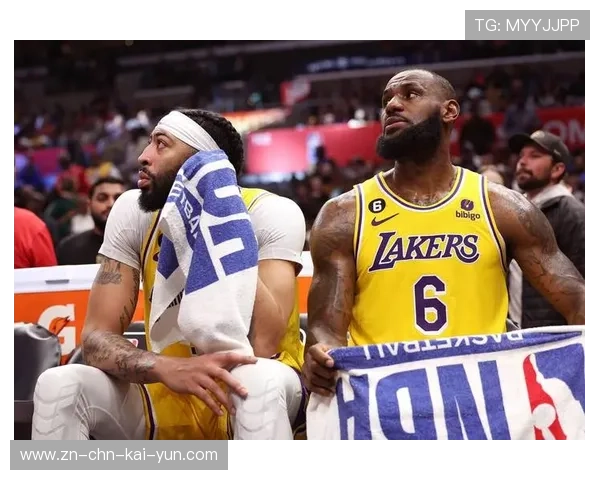 湖人依赖詹眉组合，进攻端选择单一，湖人詹眉壁纸