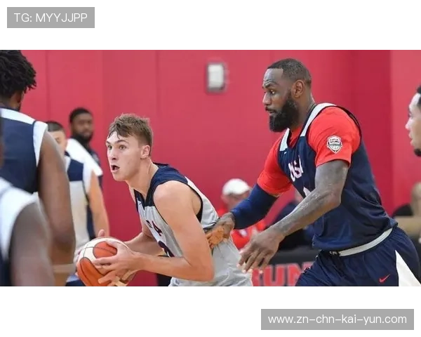 球员在训练中突破技术瓶颈获得教练肯定,持球队员突破后 球员在训练中突破技术瓶颈获得教练肯定,持球队员突破后