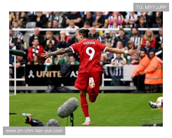 利物浦连续制造禁区混乱：红军让对手防线无所适从